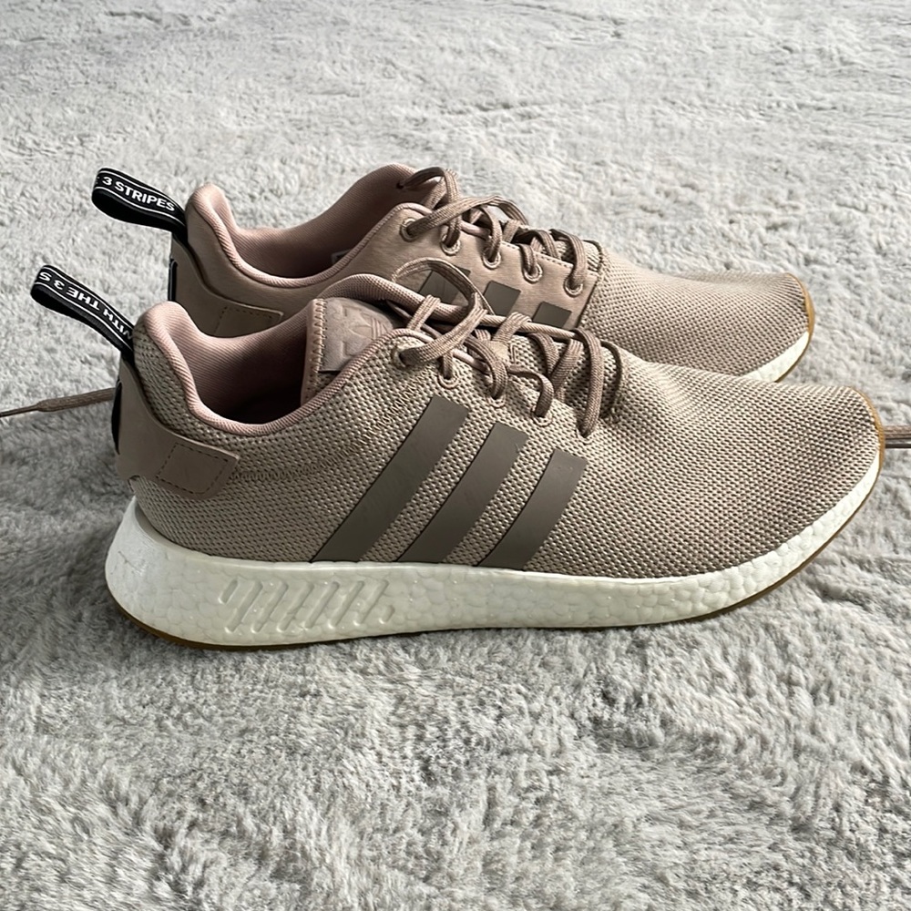 Adidas NMD beige neutral